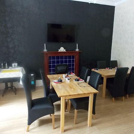 Station View Guest House Dyce Exterior foto