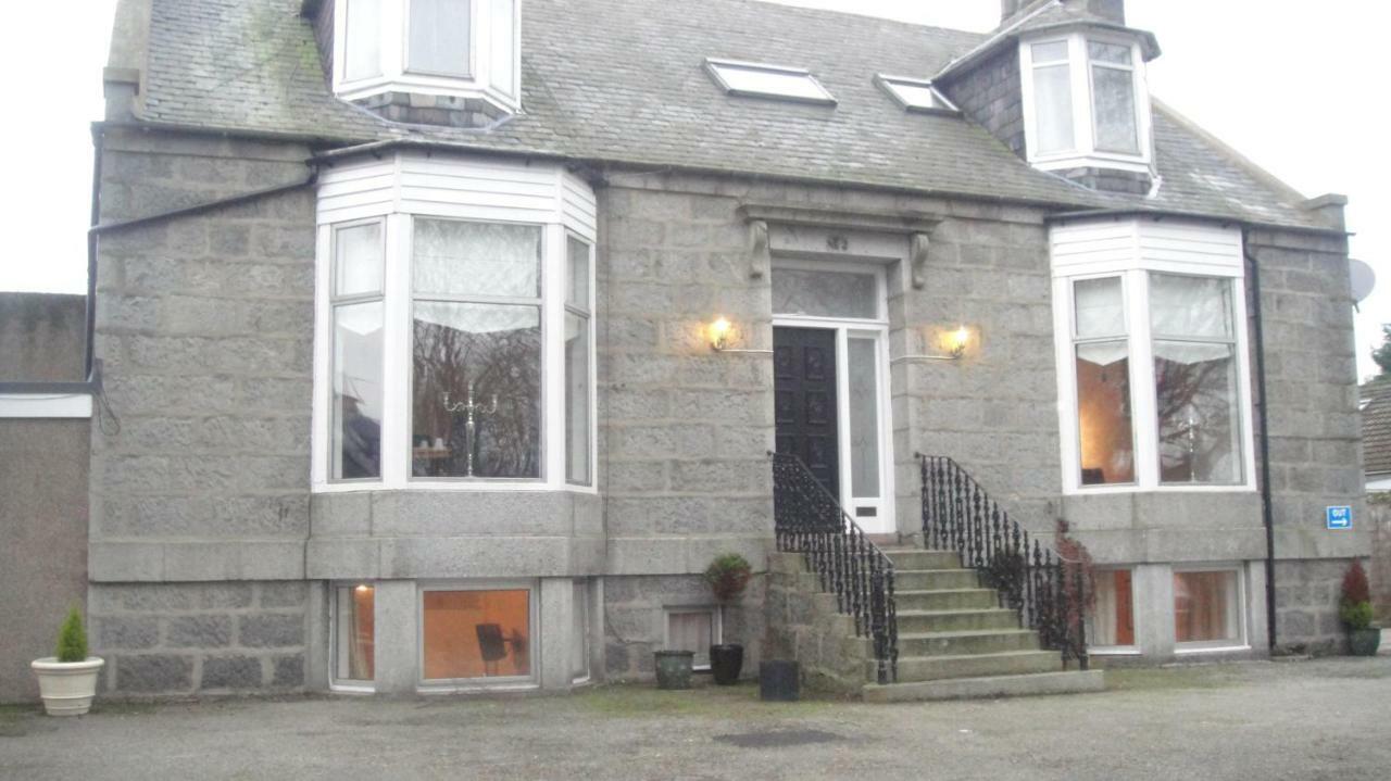 Station View Guest House Dyce Exterior foto